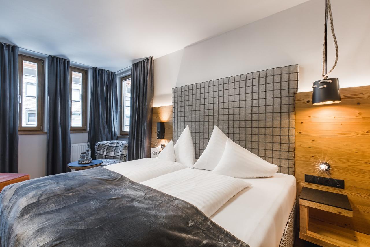 Hotel Vier Jahreszeiten Санкт Леонард им Пицтал Екстериор снимка