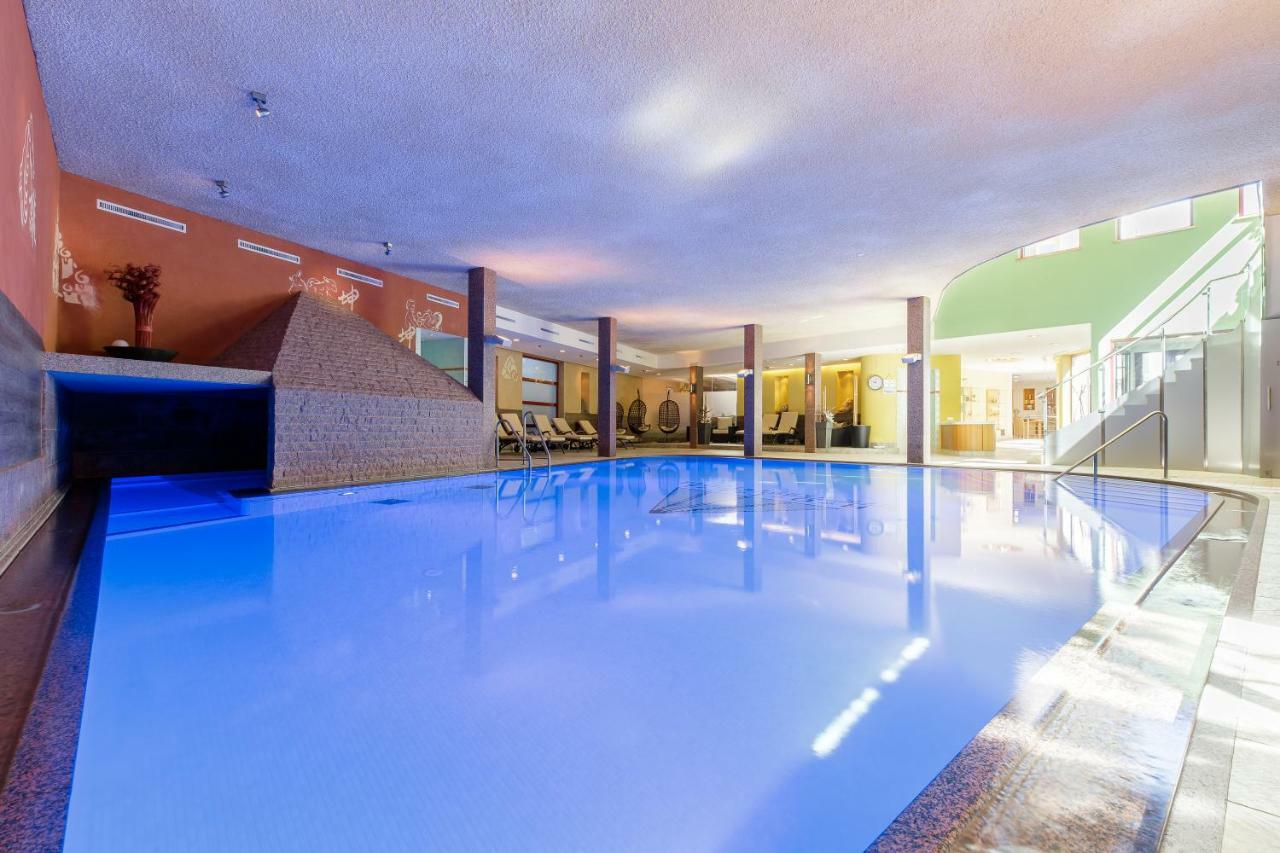 Hotel Vier Jahreszeiten Санкт Леонард им Пицтал Екстериор снимка